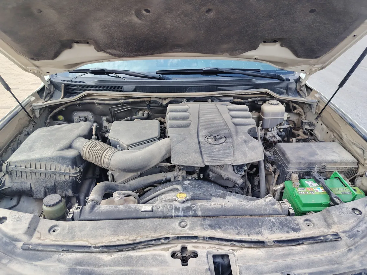 Car image 32