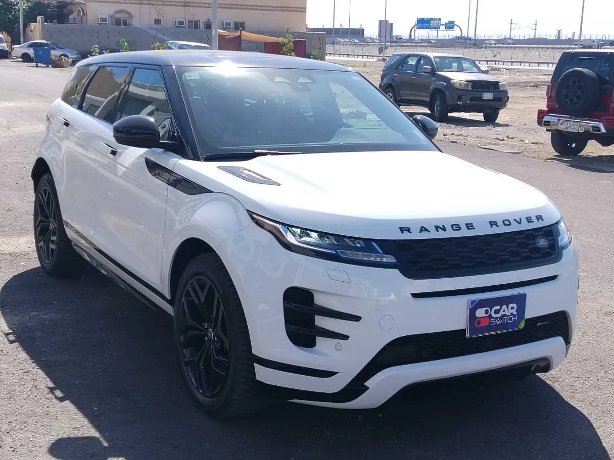 Car image 3
