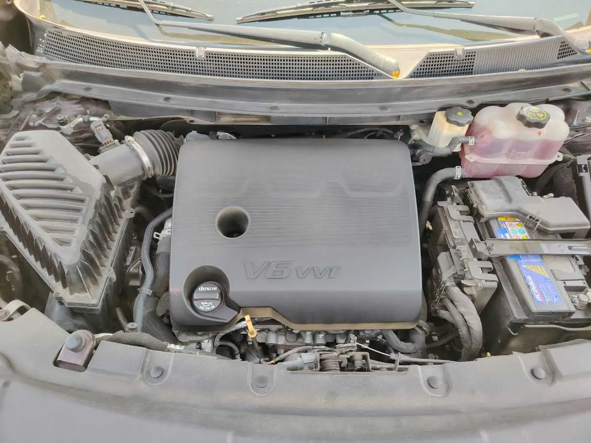 Car image 47