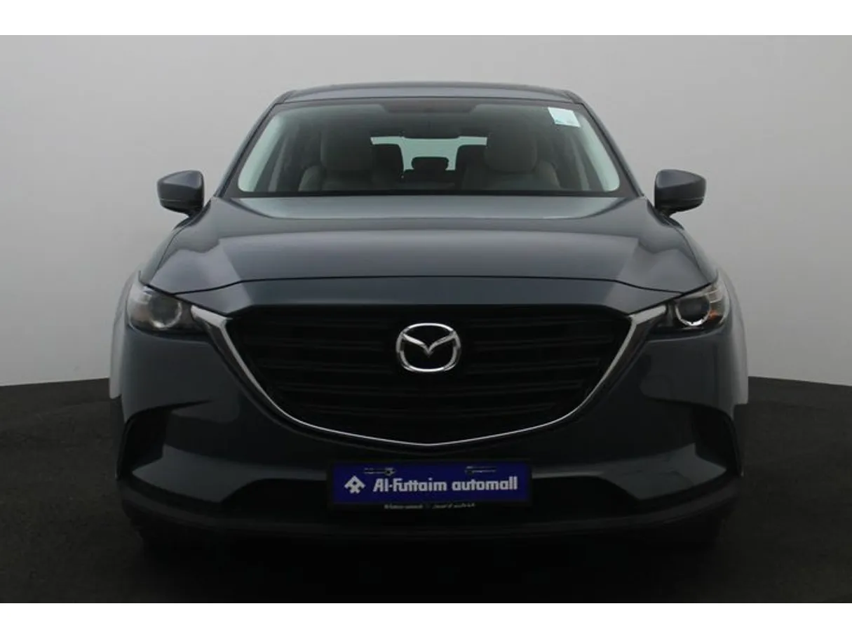 Car image 11