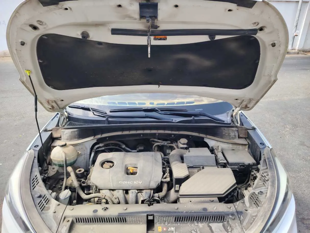 Car image 29