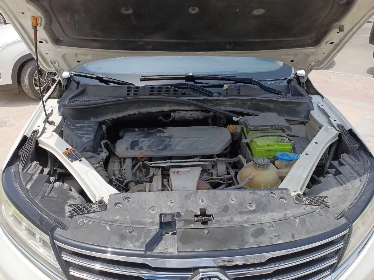 Car image 20