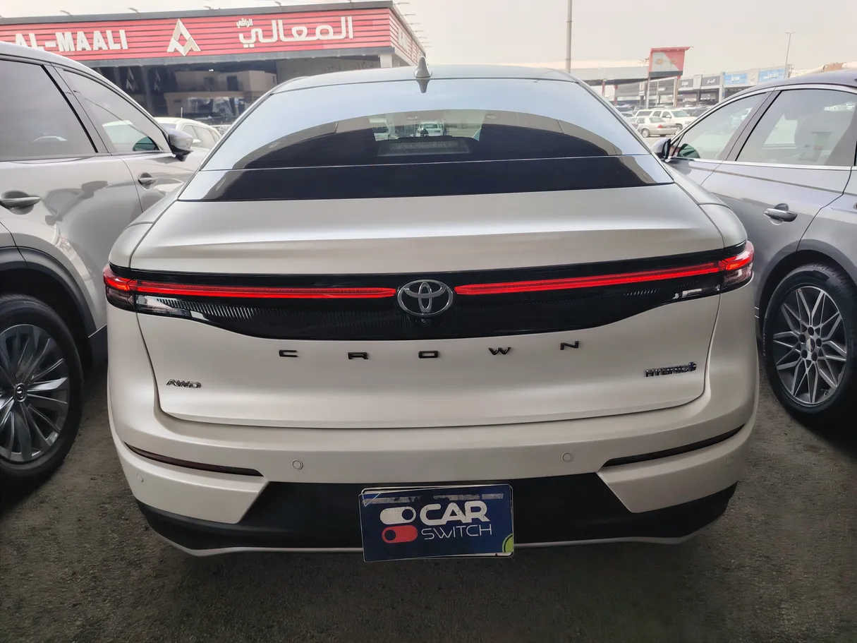 Car image 6