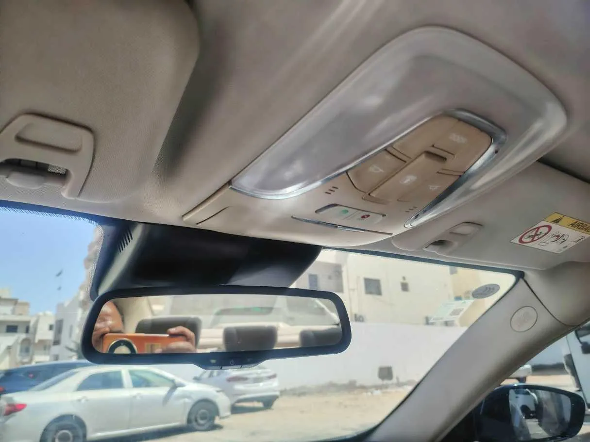 Car image 39