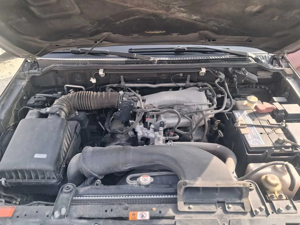 Car image 19
