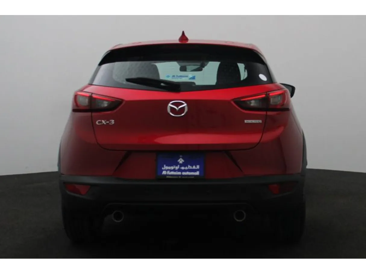 Car image 12