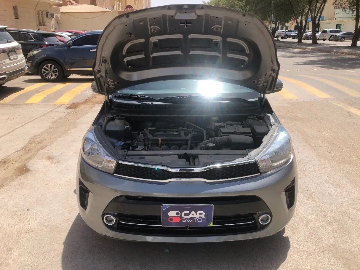 Car image 22