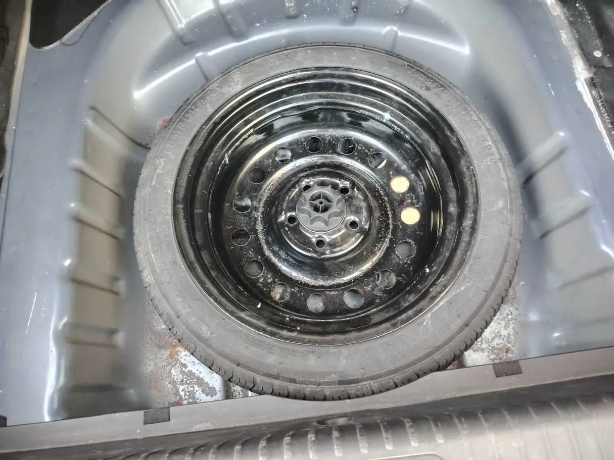 Car image 39