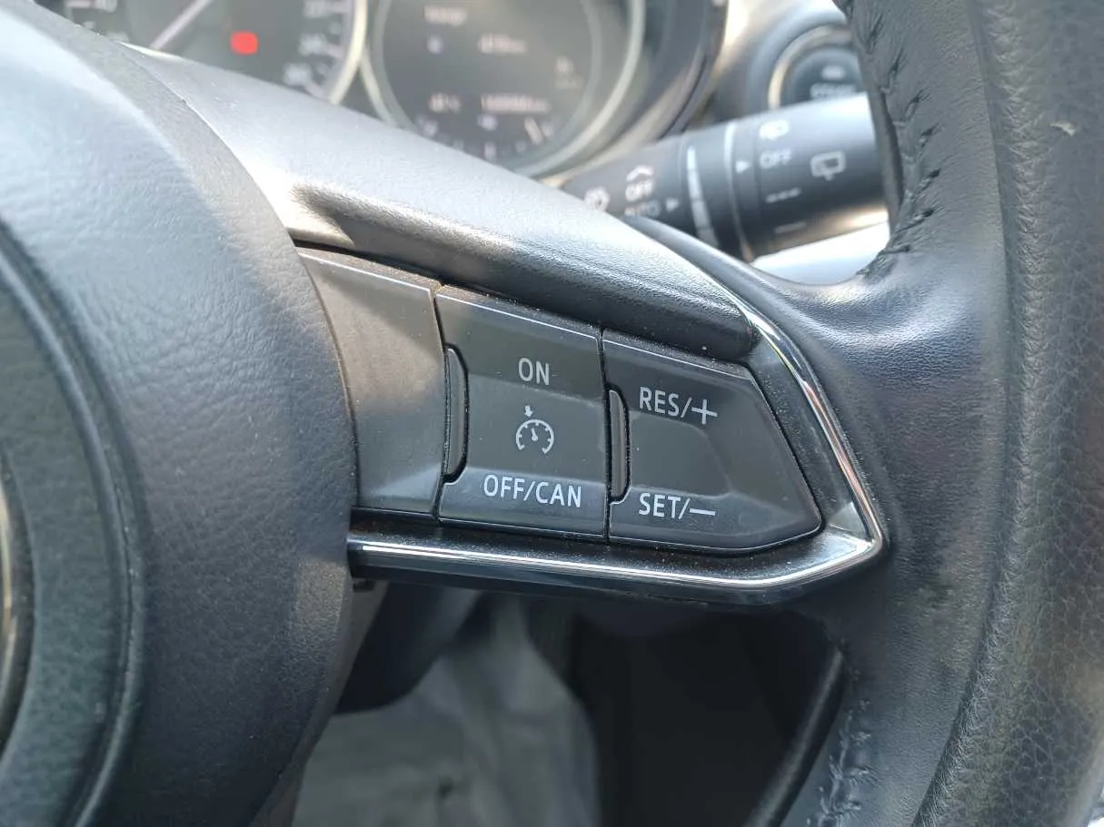 Car image 22