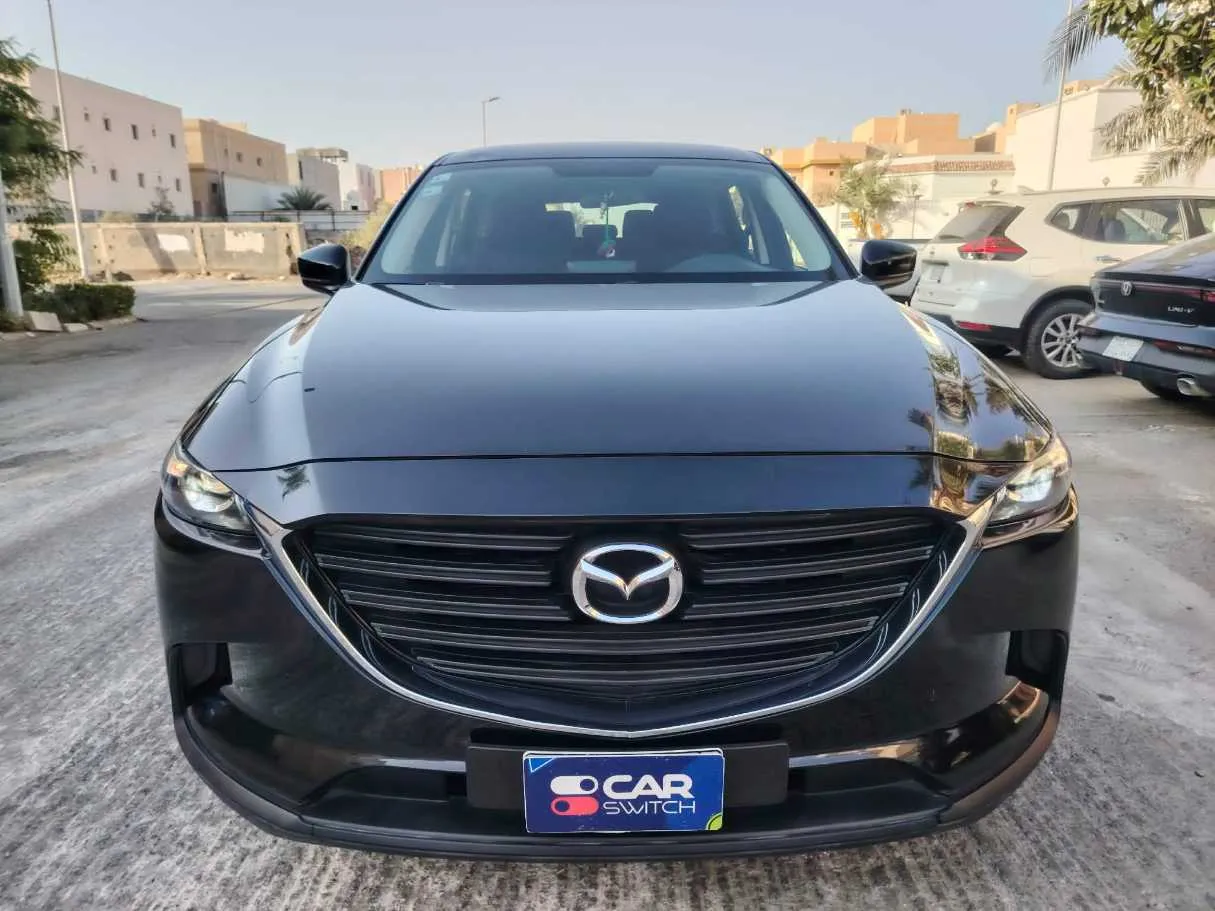 Car image 2