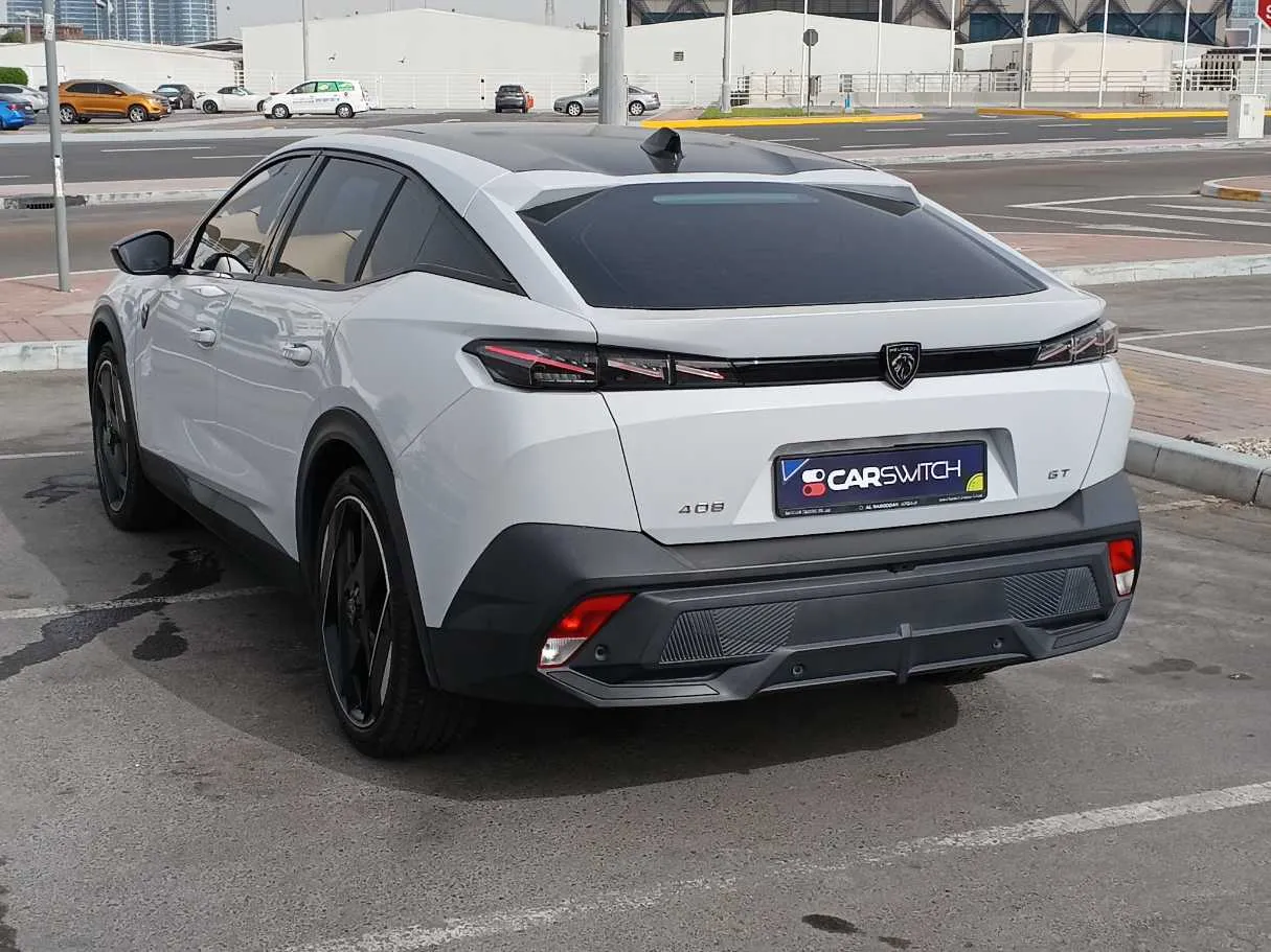 Car image 7