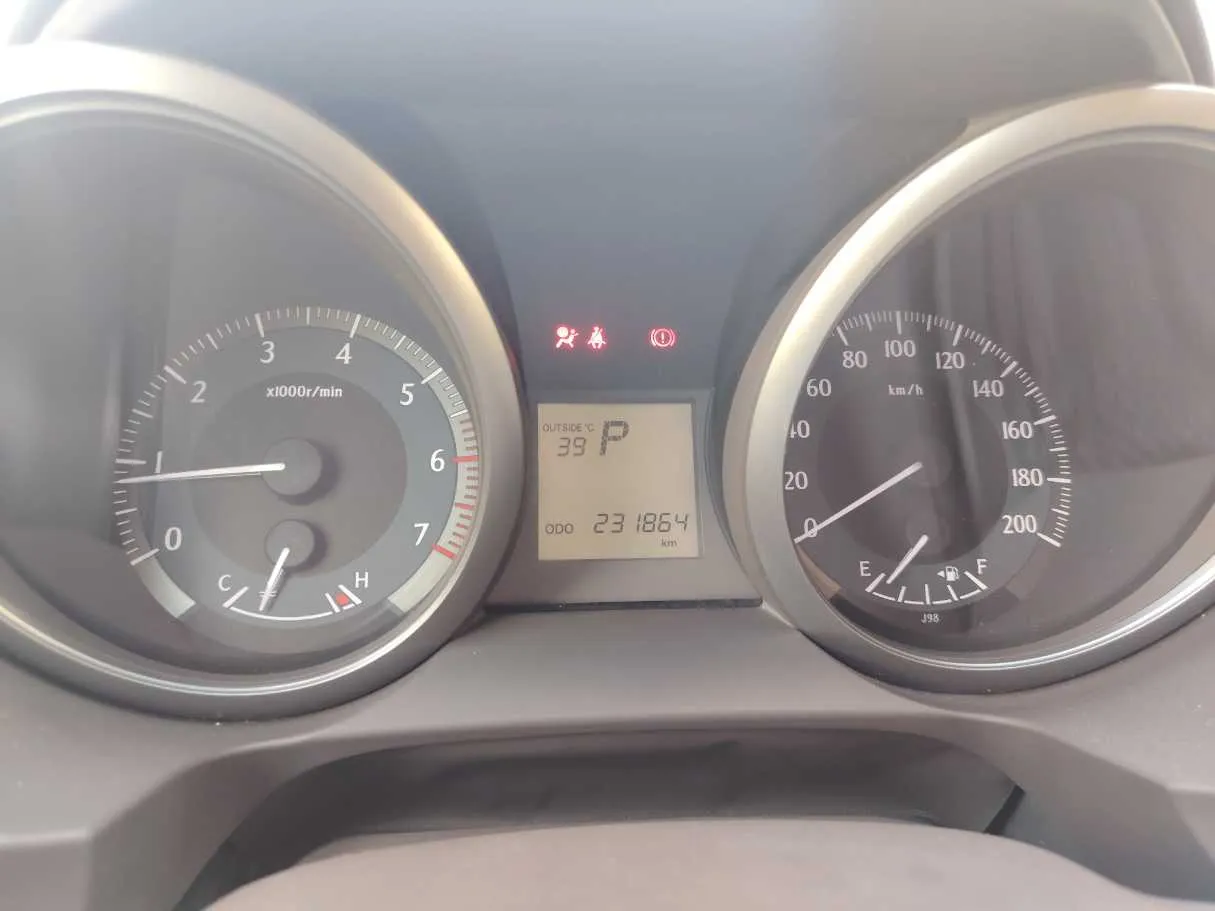 Car image 24