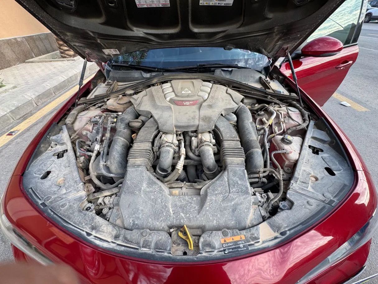 Car image 23