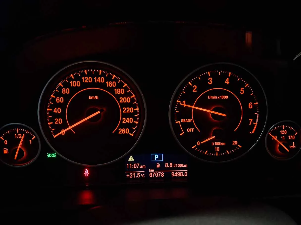Car image 20