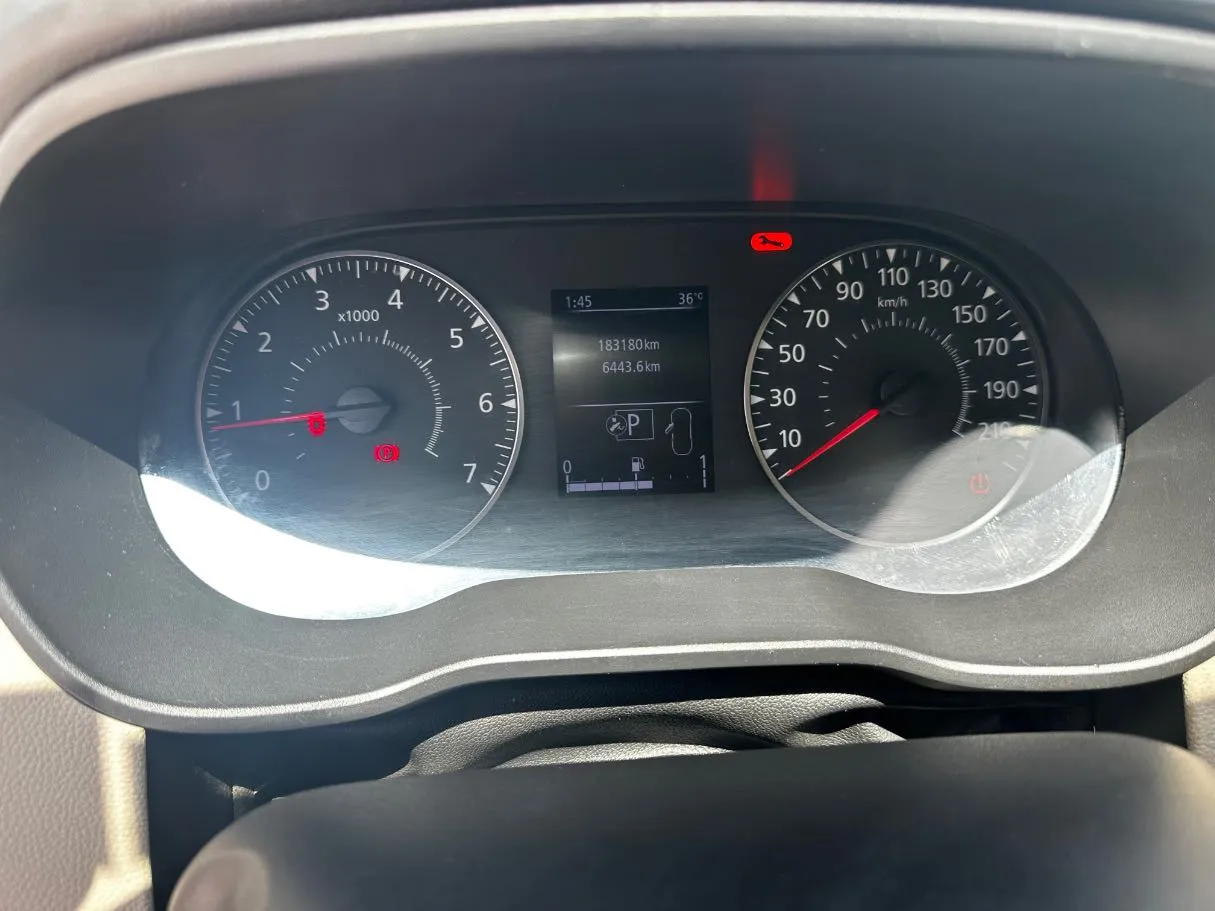 Car image 20