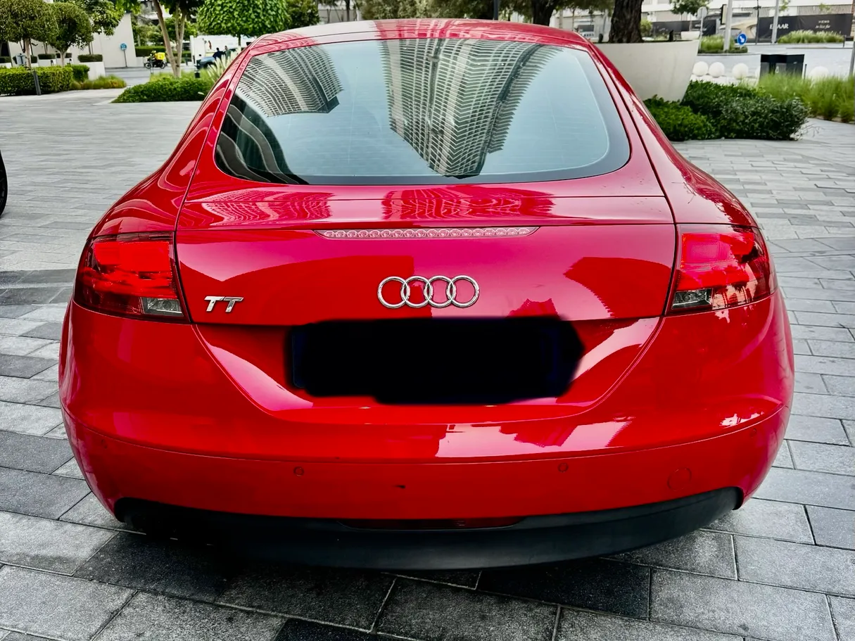 Car image 7