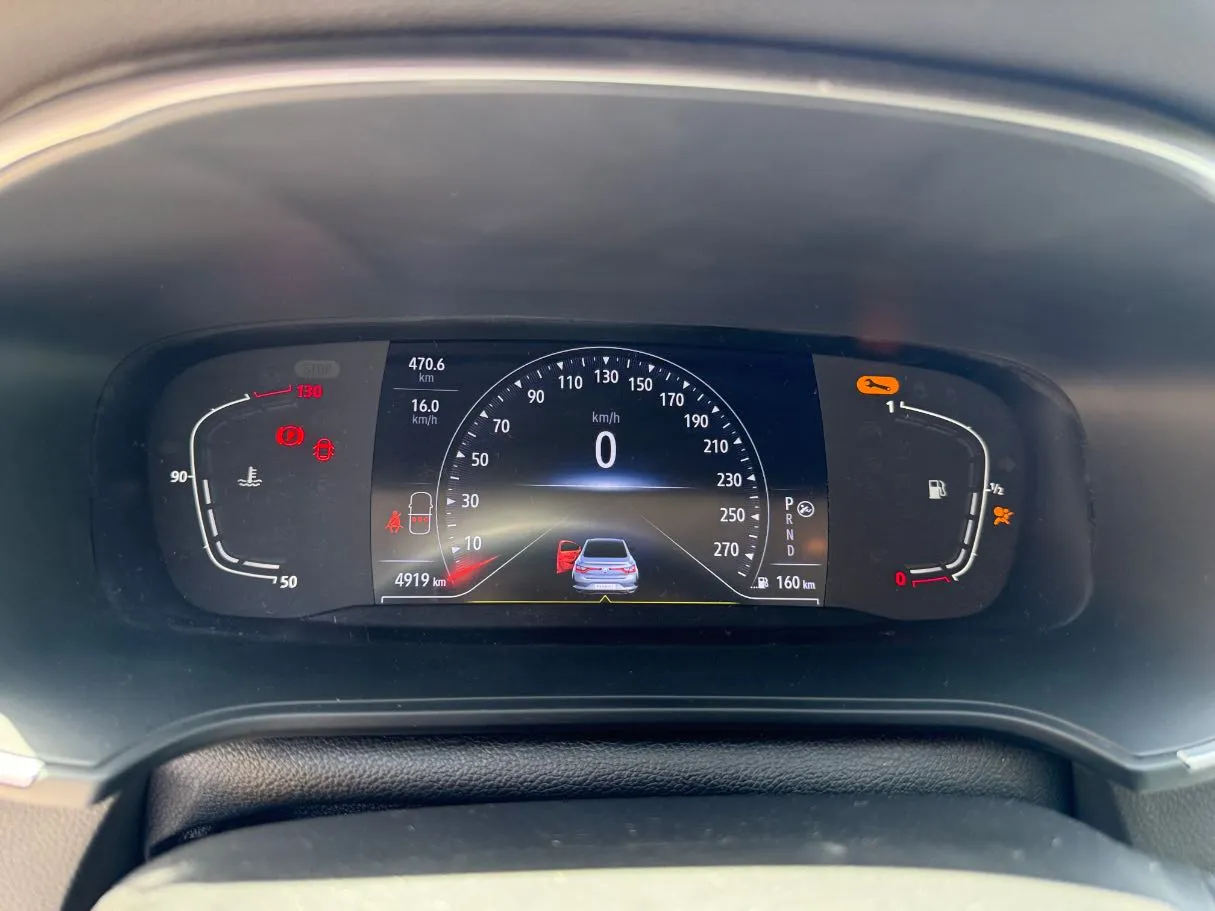 Car image 20