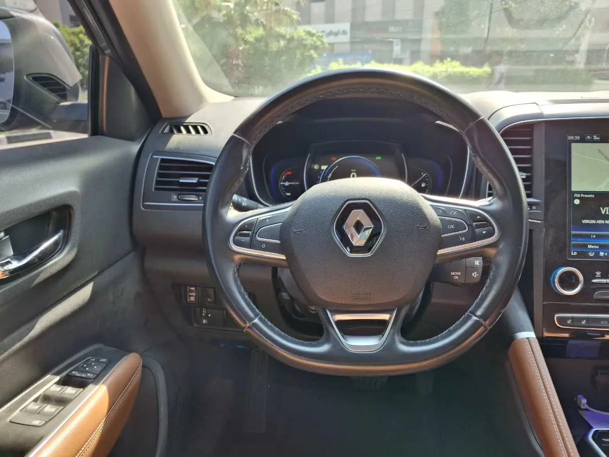 Car image 17