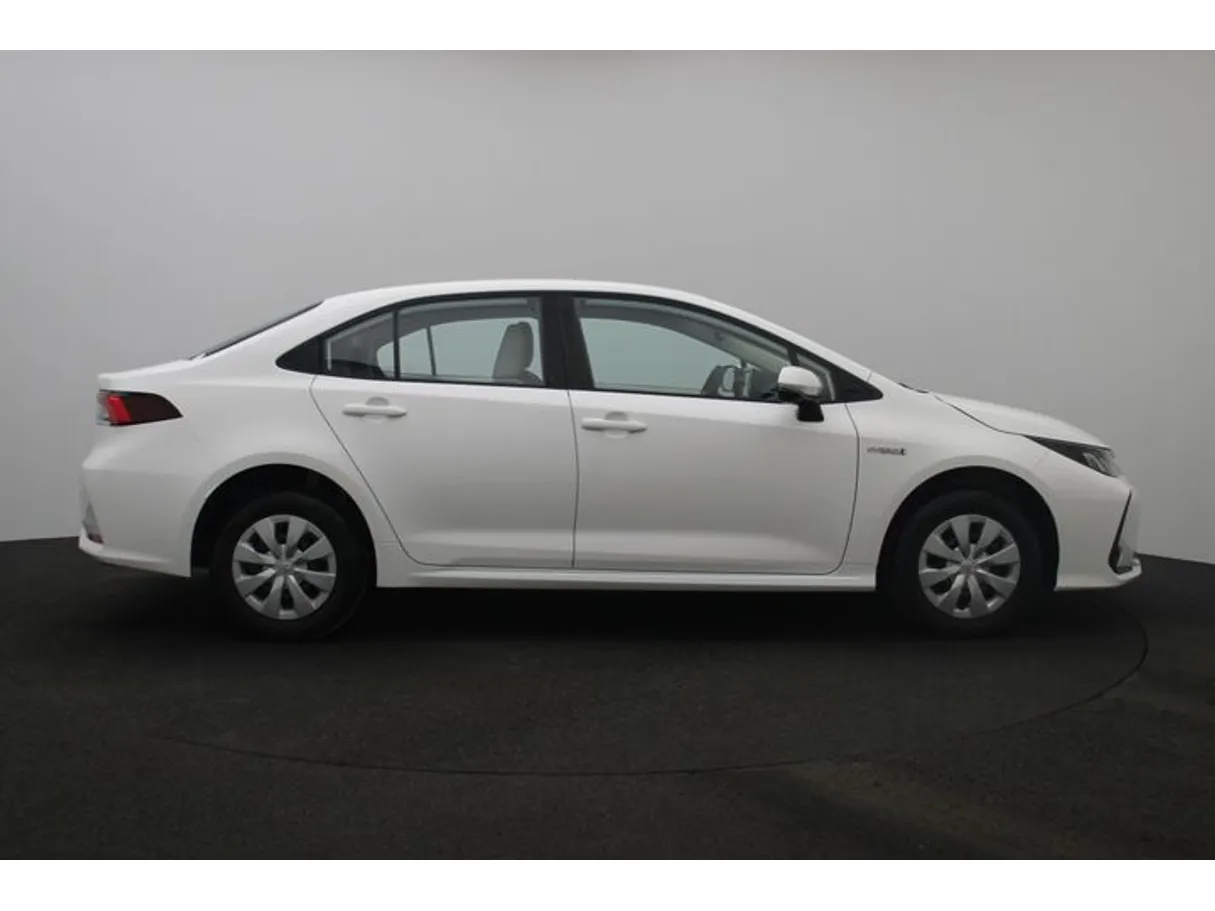 Car image 13