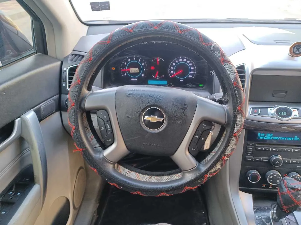 Car image 16