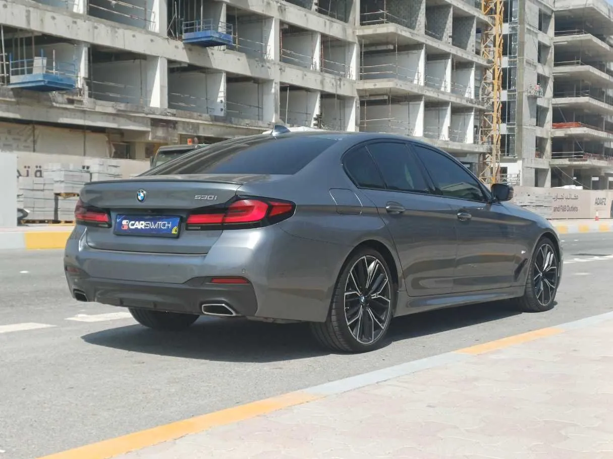 Car image 5