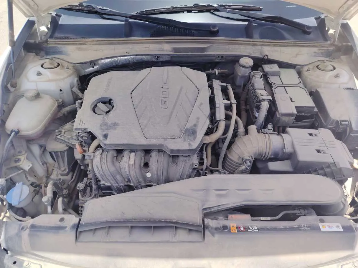 Car image 31