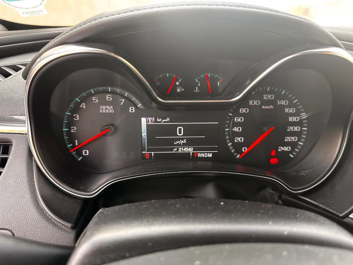 Car image 19