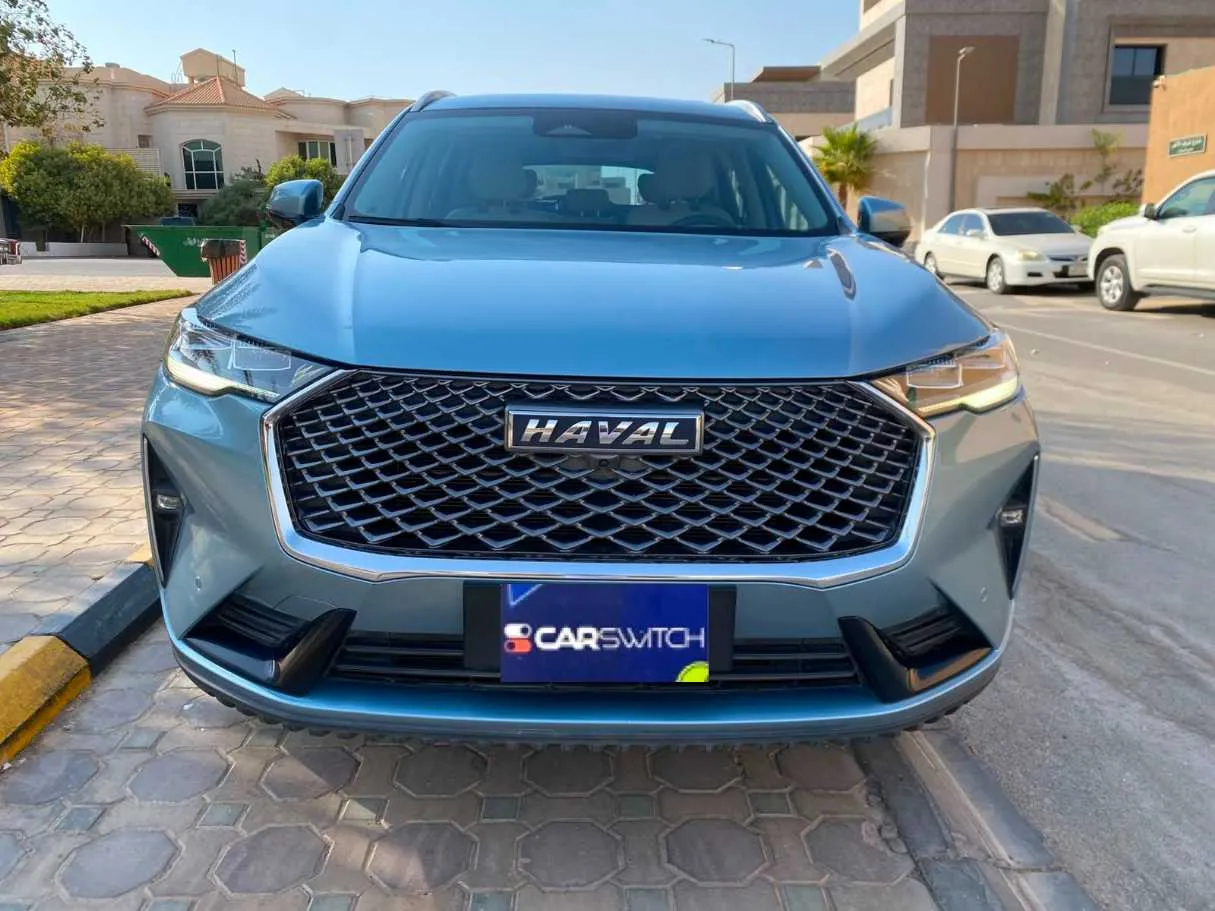 Car image 2