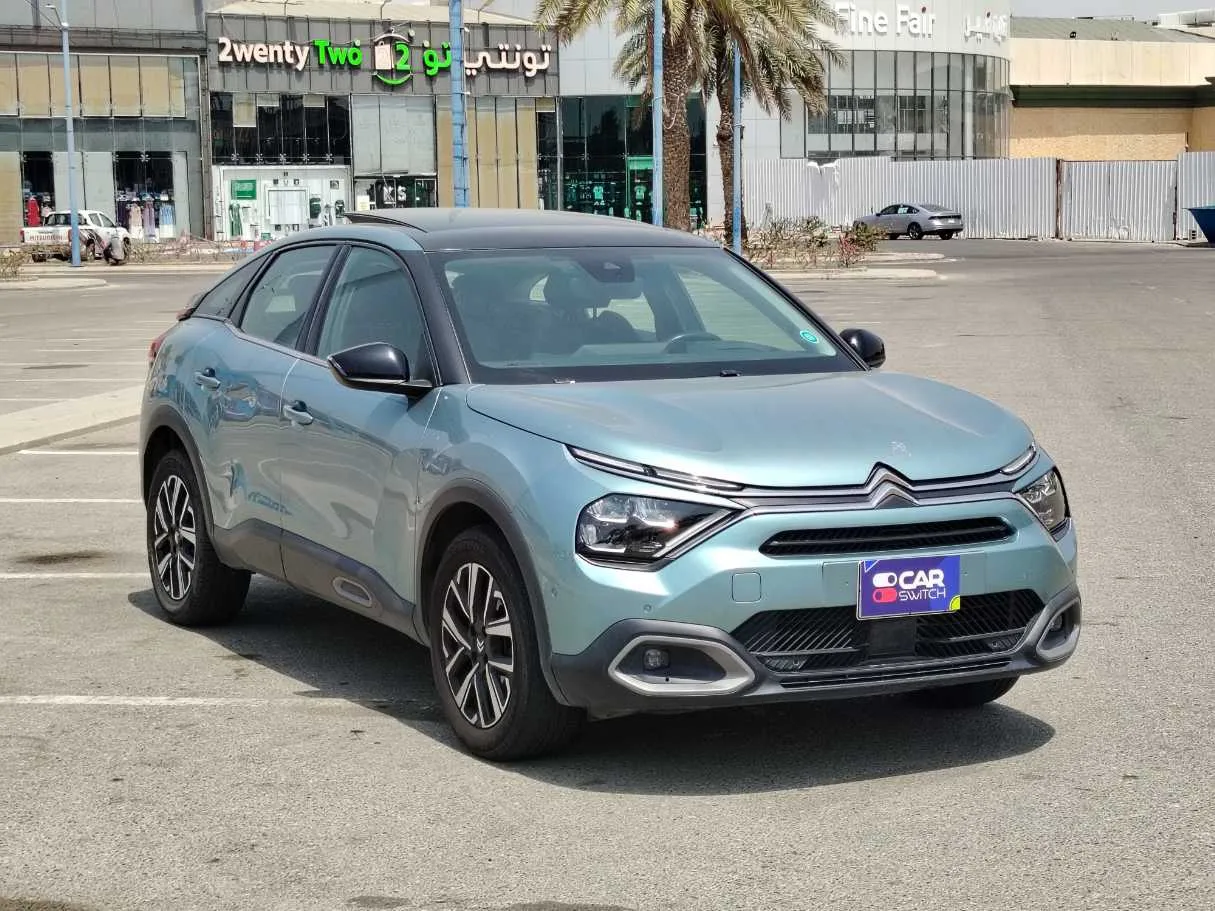 Car image 3