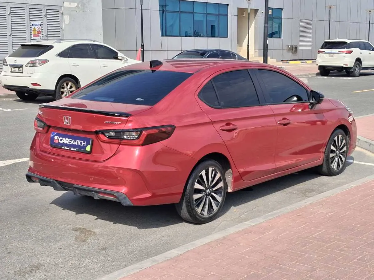 Car image 5