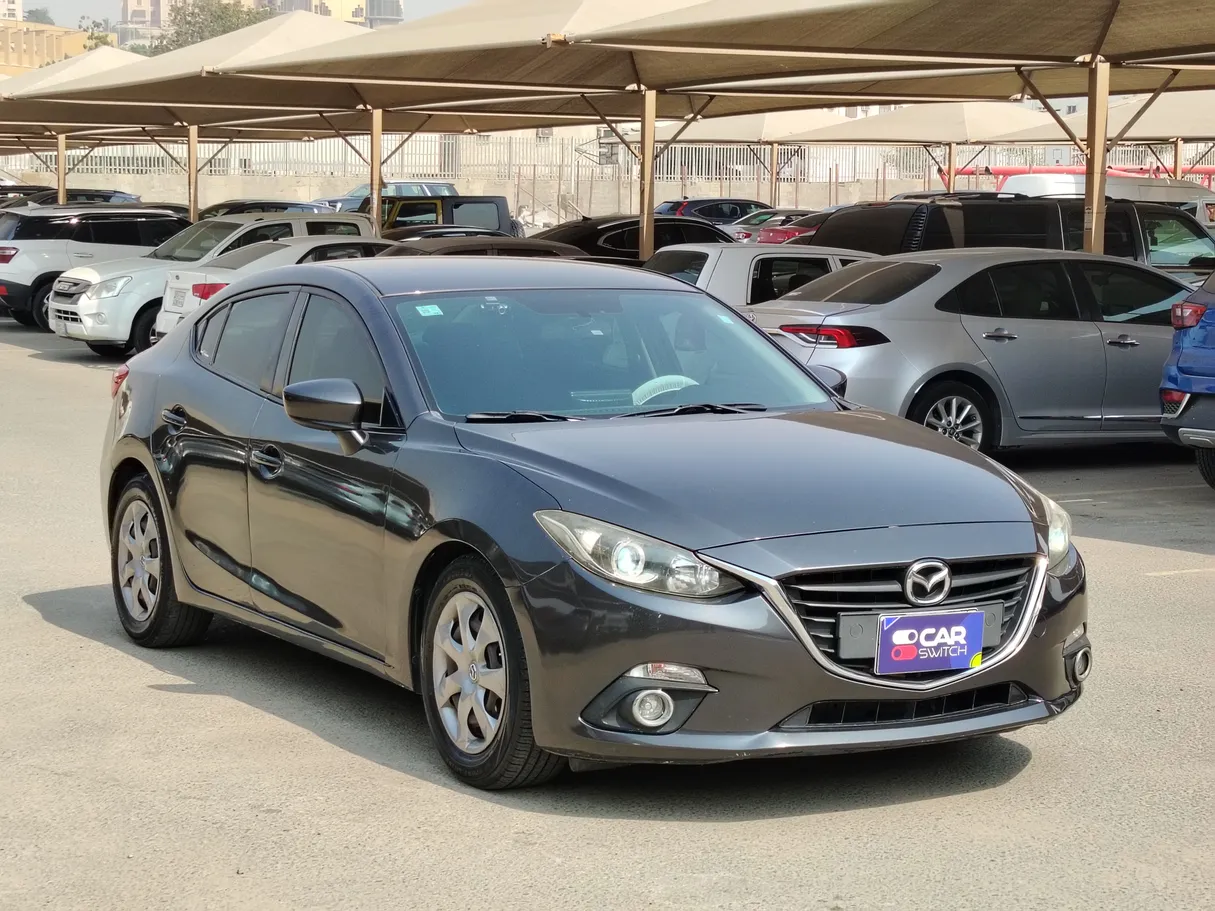 Car image 3