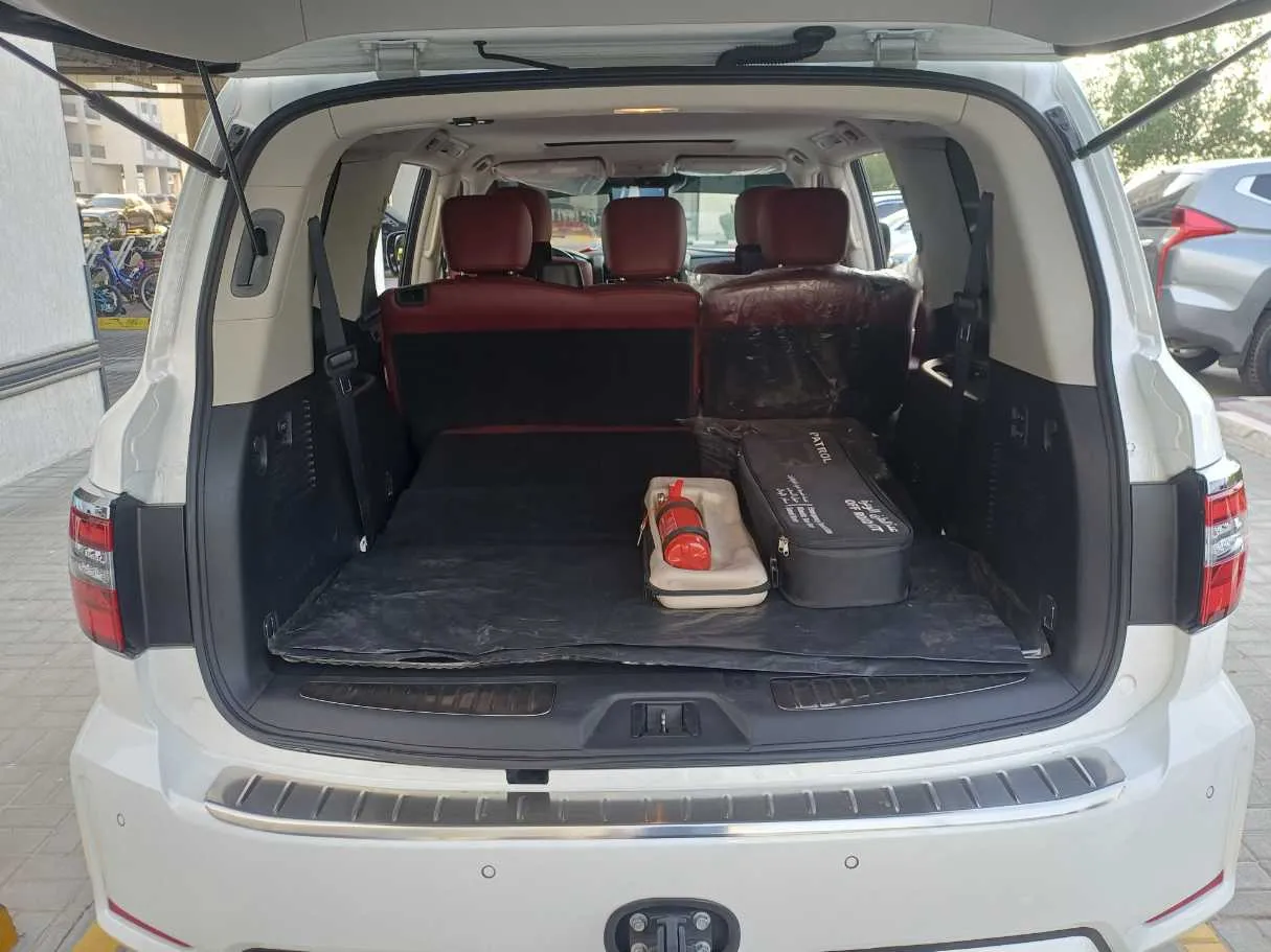 Car image 21