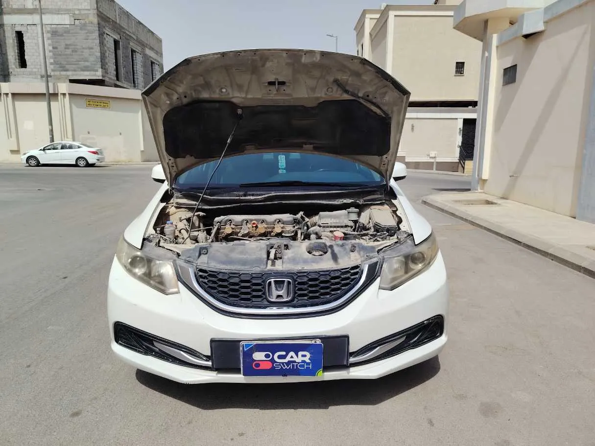 Car image 30