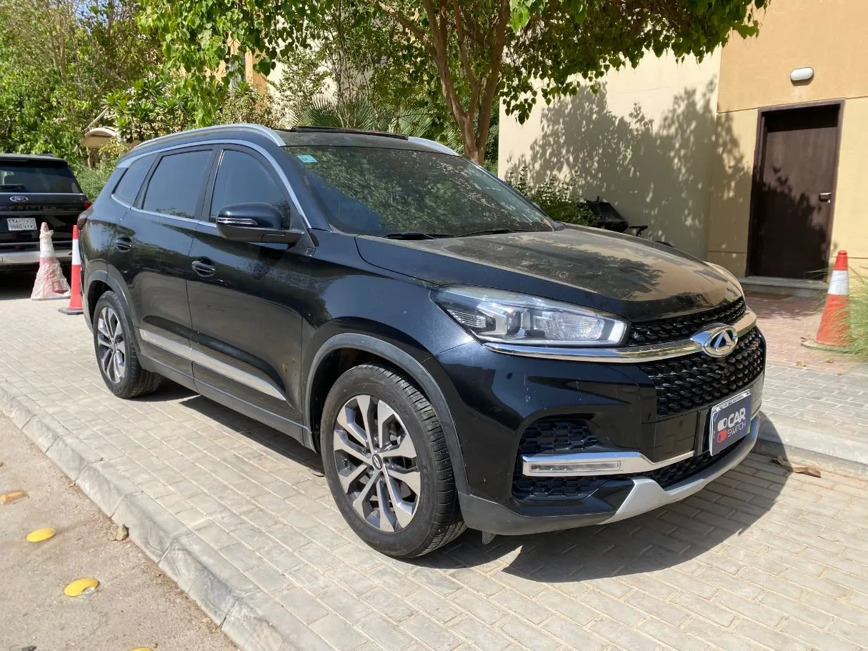 Car image 3