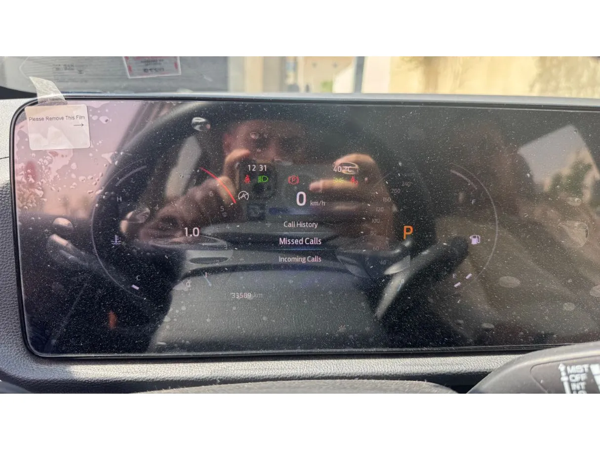 Car image 25