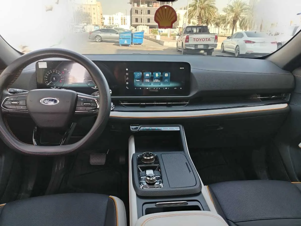 Car image 21