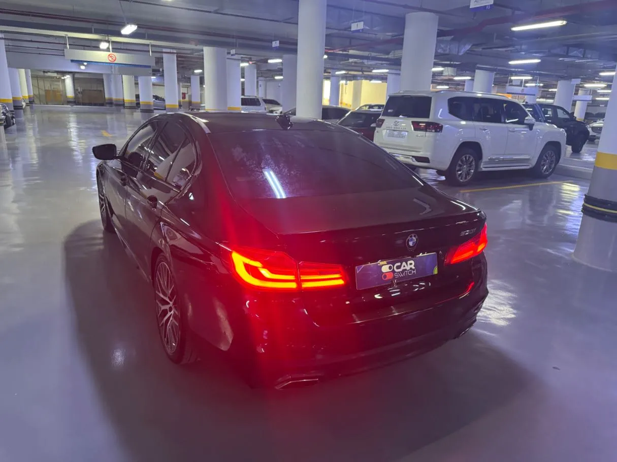Car image 7