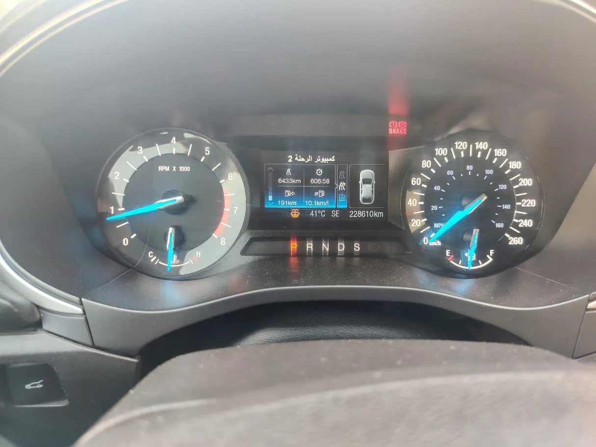 Car image 24