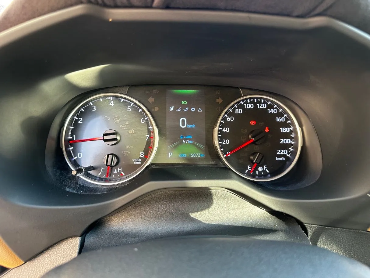 Car image 22