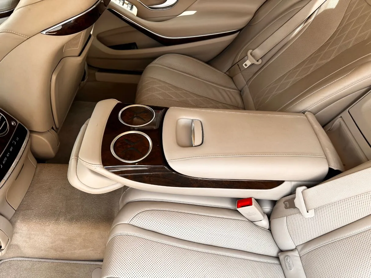 Car image 26