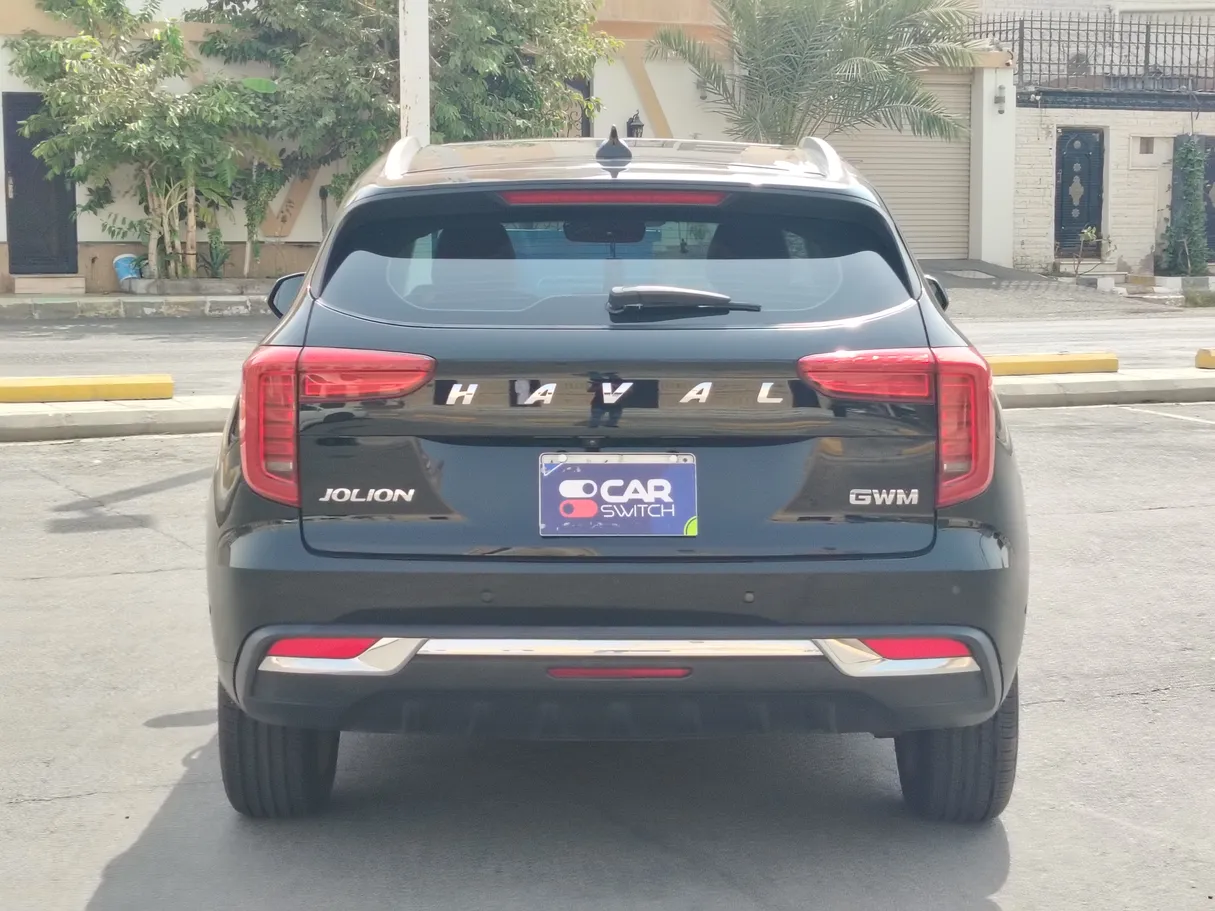 Car image 6