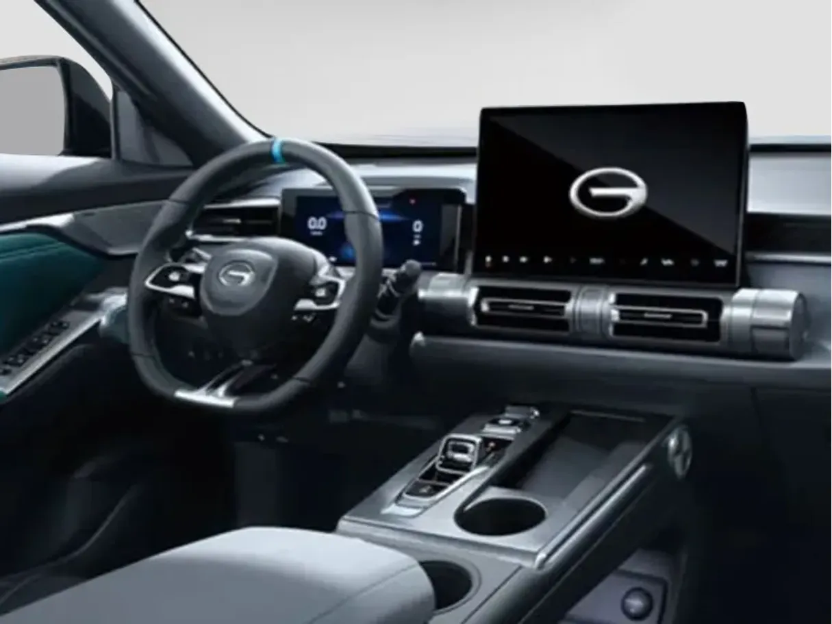 Car image 7