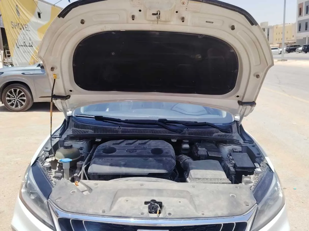 Car image 31