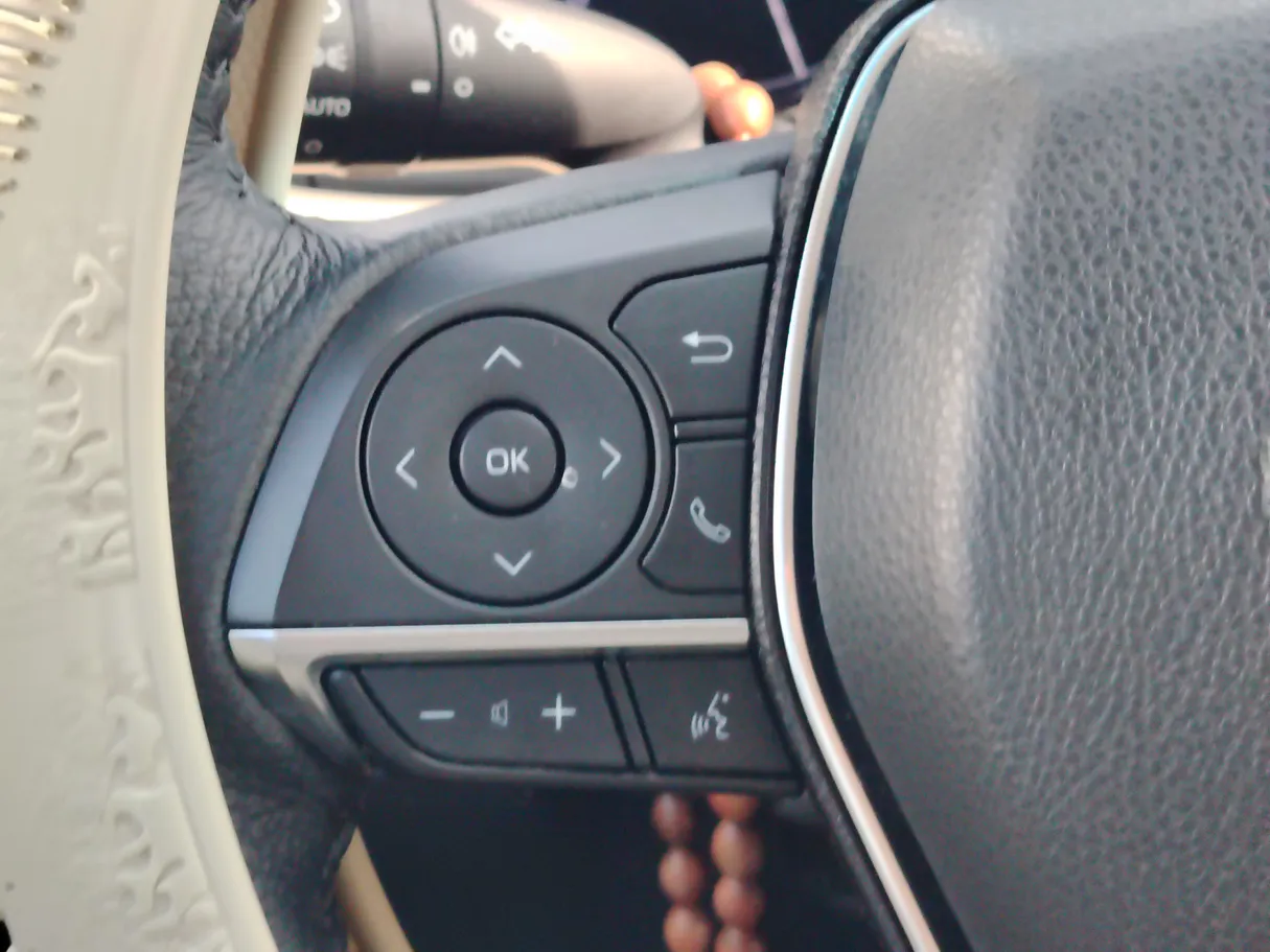 Car image 31
