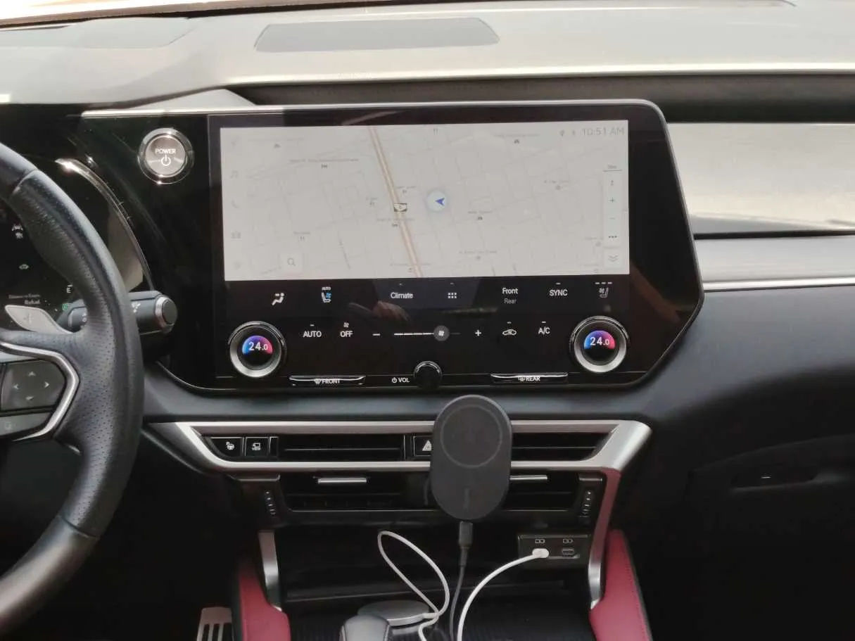 Car image 23