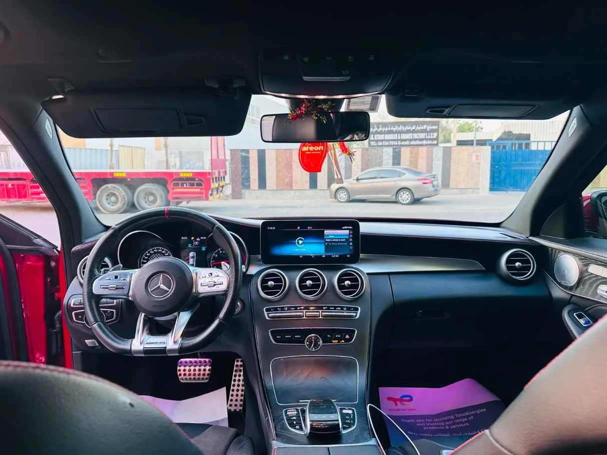 Car image 11