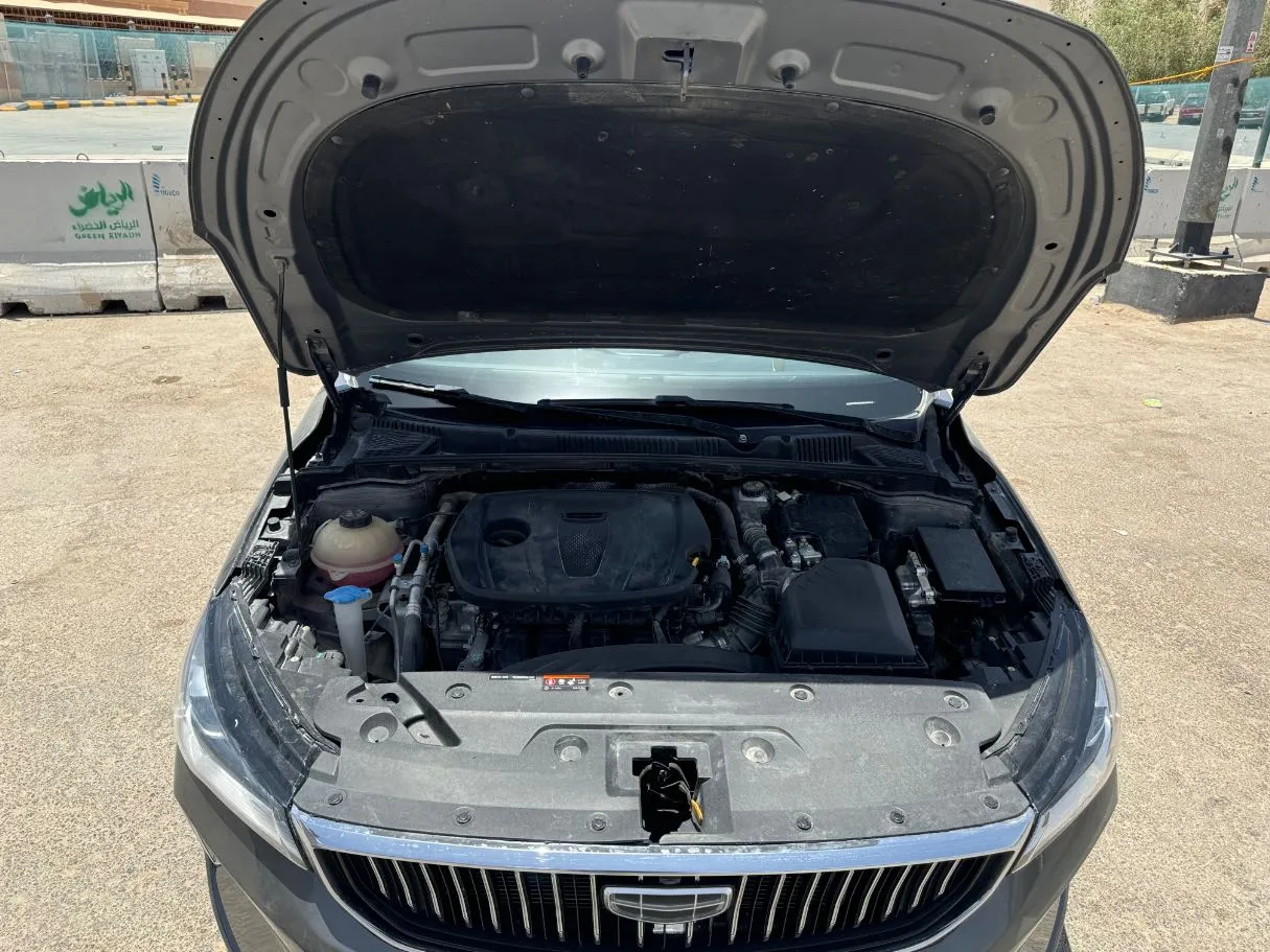 Car image 23