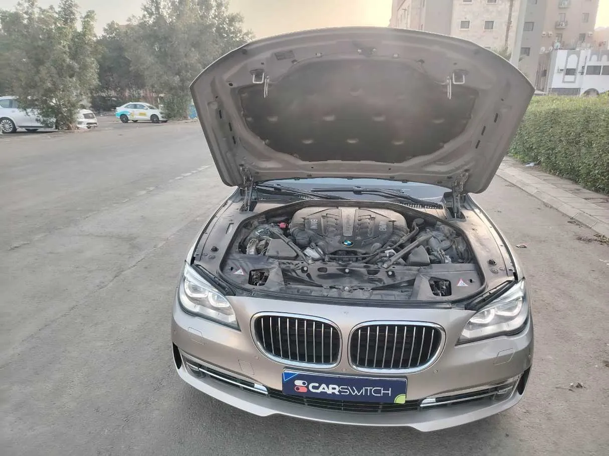 Car image 46