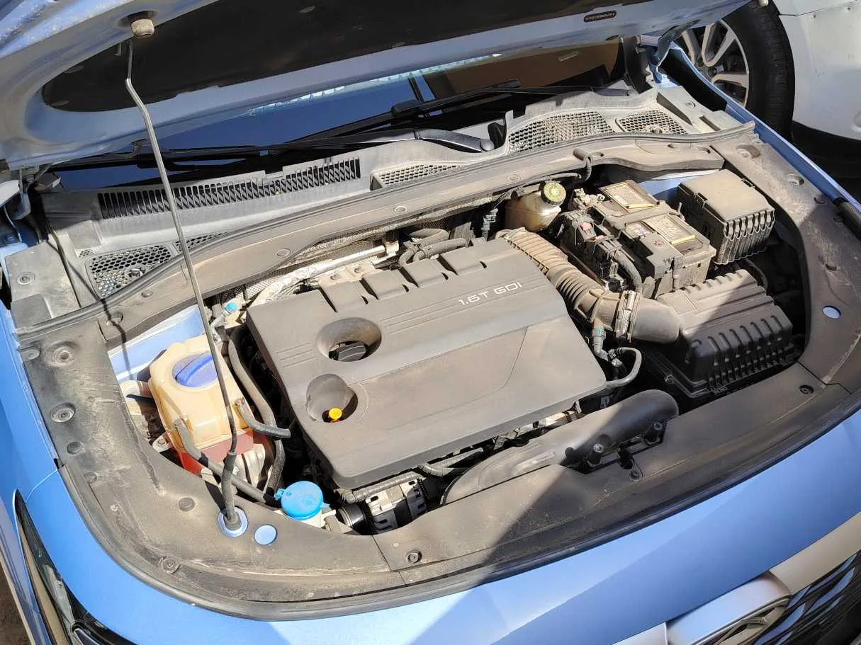 Car image 37