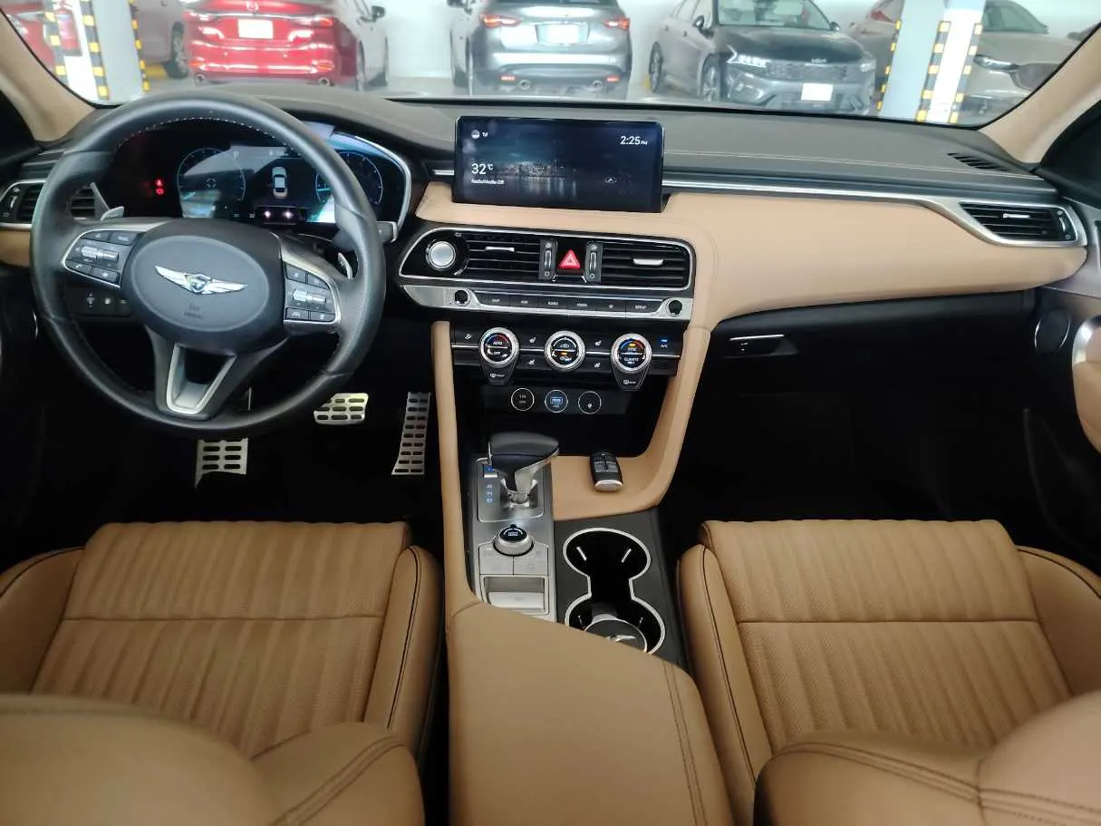 Car image 20